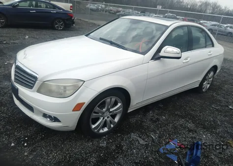 2008 Mercedes-Benz C 300 Sport 4Matic/Luxury 4Matic z USA, uszkodzony, nr VIN WDDGF81X98F096880